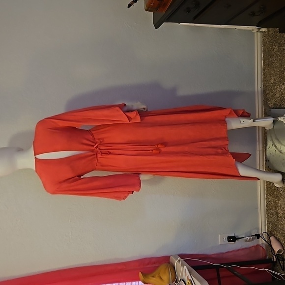 LOVE LIKE SUMMER Hot Pink Assymetric Flare Sleeve Tie Back Sharkbite Dress - Picture 7 of 8